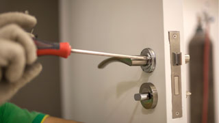 Commercial Locksmith at 91206 Glendale, California